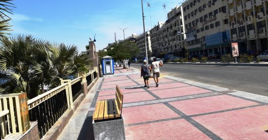 المشروع القومى لتطوير عواصم المحافظات "أسوان فى القلب".. تطوير الطابية الأثرية وتغطية مصرف السيل والممشى السياحى.. إعادة بناء المساكن القديمة.. تأكيد لرؤية واستراتيجية بناء الجمهورية الجديدة.. صور
