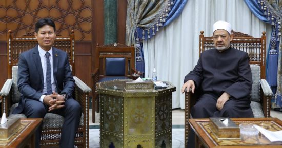 سفير بروناي لشيخ الأزهر: أفخر بتخرجي من هنا وانتمائي لمؤسسة الأزهر العريقة