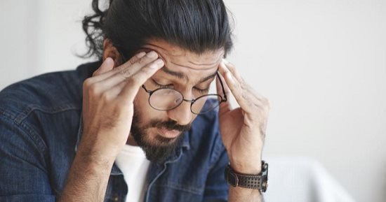 لو بيجيلك صداع كثير ومفيش مرض.. 7 أسباب نفسية وراء المشكلة