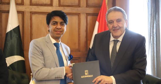 اتفاقية تعاون مشتركة بين غرفتي التجارة بالإسكندرية وباكستان