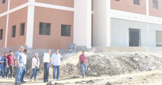 محافظ الغربية يتفقد مواقع العمل بمشروعات حياة كريمة فى زفتى