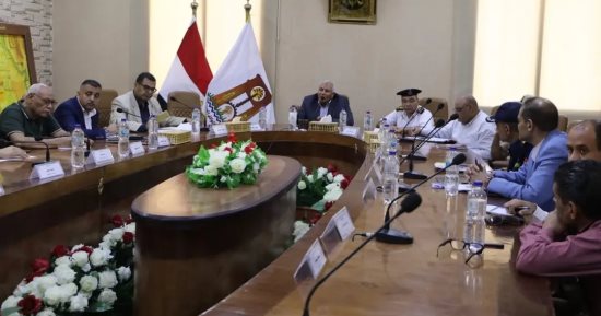 محافظ الوادى الجديد يتابع جاهزية القطاعات المعنية لامتحانات الثانوية العامة
