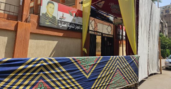 محافظ الجيزة: تجهيز 200 لجنة أساسية لامتحانات الثانوية العامة و40 لجنة احتياطية