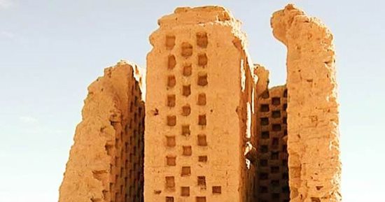 آثار يونانية تزين الواحات الخارجة.. برح الحمام شاهد على أكبر حضارة بالصحراء الغربية