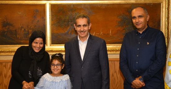 استجابة سريعة من محافظ الغربية لطلبات المواطنين ويلتقي 22 أسرة ويلبي طلباتهم