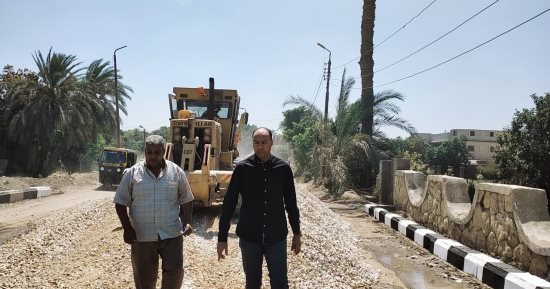 أعمال رصف متعددة ورصد حالات للبناء المخالف بمدينة أبشواى