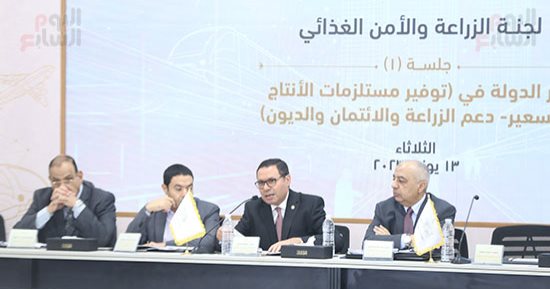 أشرف العربي بالحوار الوطنى: الدولة تنظم وتضع سياسات الصناعة بمفهومها الواسع 