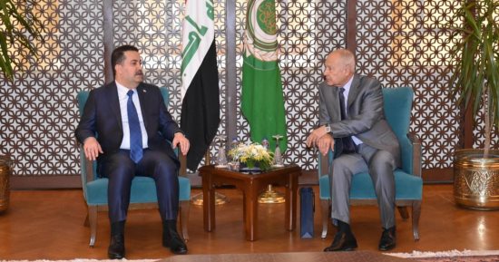 أبو الغيط خلال لقاء رئيس وزراء العراق: بغداد تقوم بدور مهم فى المنطقة
