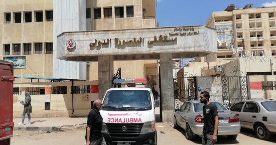 وصول أهل قاتل نيرة أشرف لتسلم جثمانه من مشرحة المستشفى الدولى بالمنصورة