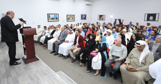 قصائد تخاطت الذات والإنسان وتنشد للجمال.. أمسية شعرية ببيت الشعر بالشارقة