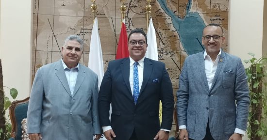 معهد إعداد القادة يبحث سبل تفعيل البروتوكول المبرم مع مركز جامعة بنها