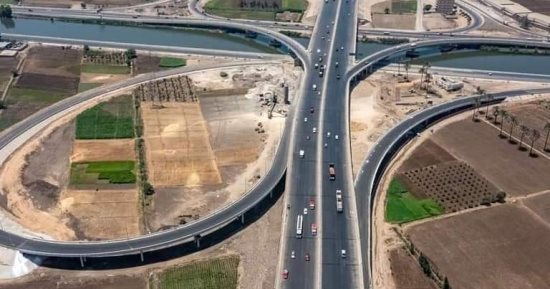 شبكة طرق عالمية على أرض مصر.. "شبرا ـ بنها" الحر يفك الضغط المرورى على الطريق الزراعى بالقليوبية.. وشرق الرياح التوفيقى بطول 140 كيلو مترا يربط 5 محافظات.. ومحور شركات البترول أعاد إحياء شرق شبرا الخيمة.. صور