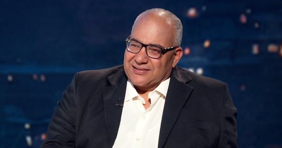بيومى فؤاد بوجهين فى يوليو من ابن مين فيهم لـ خلى بالك من نفسك
