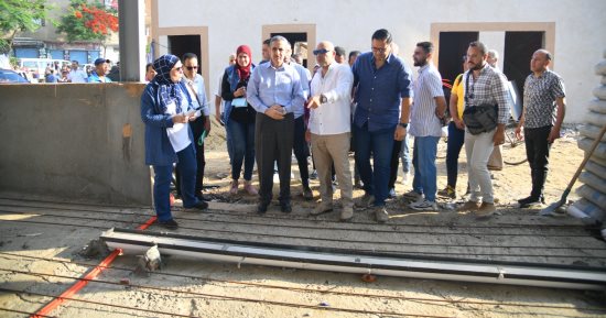 محافظ الغربية يتفقد مشروعات التنمية المحلية بحياة كريمة داخل 11 قرية