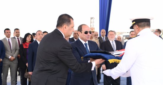 إشادة واسعة بجولة الرئيس السيسي فى الإسكندرية والبحيرة.. خالد عكاشة: البلاد تعيش يوما عظيما وأحداثه إيجابية ومبشرة.. وطارق درويش: الرئيس السيسي يبذل جهدًا مكثفًا للنهوض بالدولة وتلبية مطالب المواطنين