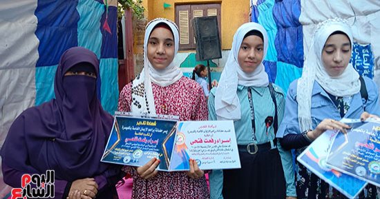 مافيش مستحيل.. نور موسى من محو الأمية إلى الدراسات العليا.. اجتازت الثانوية بتفوق والتحقت بجامعة سوهاج.. حصلت على ليسانس فلسفة وتمهيدى ماجستير.. وتوجه نصيحة للفتيات: ما دمنا نستطيع فعلينا أن نفعل