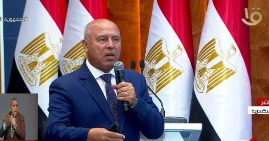 وزير النقل: الرئيس السيسي وجه بأن تكون مصر مركزا للتجارة العالمية واللوجيستيات