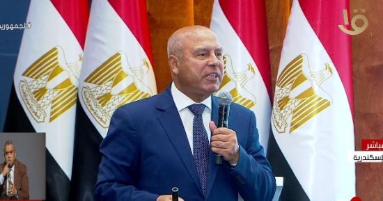وزير النقل: إنشاء محطتين فى ميناء الدخيلة لمواجهة حجم الطلب الكبير