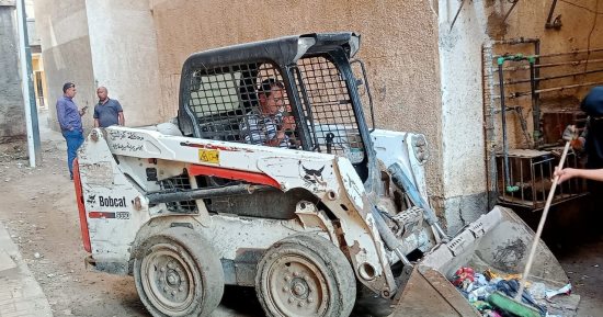 حملات نظافة ورفع كفاءة الإنارة بمدن وقرى محافظة كفر الشيخ.. صور