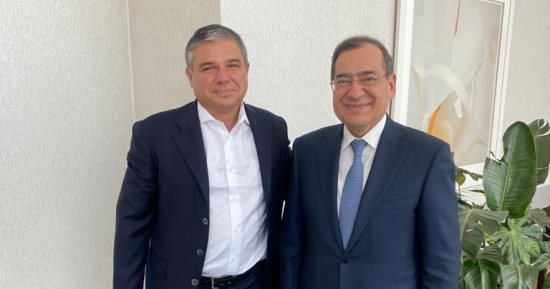 وزير البترول يبحث مع "بيكرهيوز العالمية" خطط خفض الكربون والحد من الانبعاثات