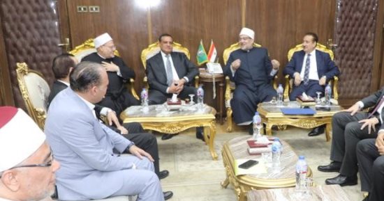 محافظ المنوفية يستقبل وزراء التنمية المحلية والأوقاف ومفتى الجمهورية