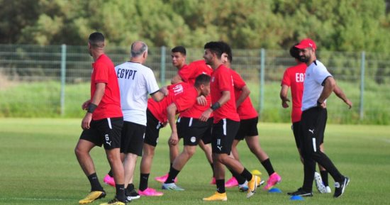 كاف يشيد بالمنتخب الأولمبى بعد صدارة المجموعة ببطولة أمم أفريقيا