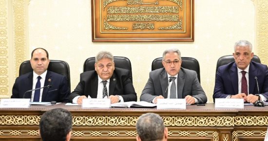 "محلية النواب" تناقش تفعيل قرار رئيس الوزراء بتخصيص قطعة أرض ببولاق الدكرور لإقامة مشروعات خدمية    