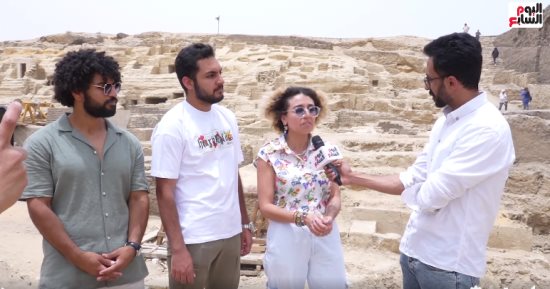 سفراء السياحة والآثار.. شباب مصر يروجون للحضارة المصرية بطريقتهم الخاصة.. منة: نؤكد للعالم أن مصر آمنة.. المغامر المصرى "حديدى": بلدنا تملك حضارة عظيمة.. شلبي: نعمل على إبراز أماكن لا يعرفها السائحون.. فيديو