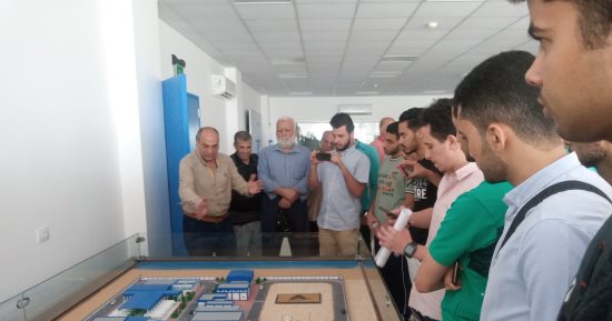 محطة تحلية مياه البحر بالمنصورة الجديدة تستقبل طلاب كلية الهندسة لبحث مشروع تخرجهم  