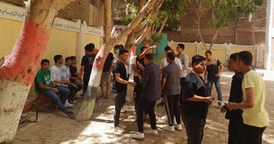 طلاب الثانوية العامة بقنا عن امتحان العربي: في مستوى الجميع ونستعد للقادم