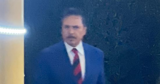محمد رياض وعادل عوض وياسر صادق فى عزاء الكاتب أبو العلا السلامونى