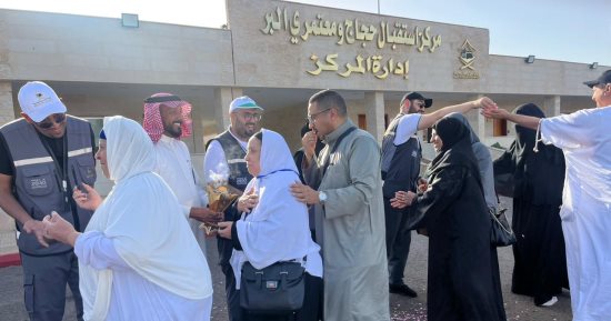 بعثة وزارة السياحة بالمدينة المنورة تستقبل أول أفواج الحج السياحى البرى