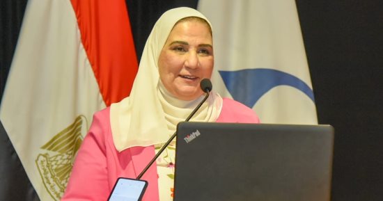 وزيرة التضامن تفتتح مؤتمر "المجتمع المدنى" ومعرض منتجات الجمعيات بمكتبة الإسكندرية