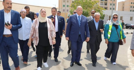محافظ القاهرة يتفقد القافلة الطبية التنموية الشاملة بمدينة المحروسة