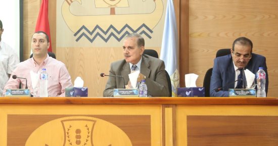 محافظ كفر الشيخ يوجه بالإعداد الجيد لمشروعات الخطة الاستثمارية للعام المالى الجديد