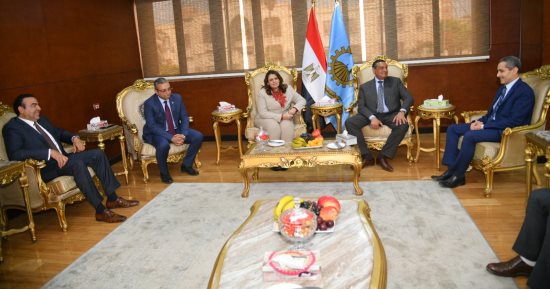 وزيرة الهجرة تصل محافظة الغربية لتفقد بعض المشروعات الخدمية والتنموية 