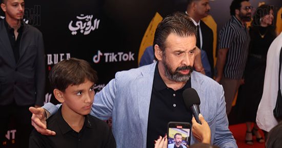 كريم عبد العزيز عن "بيت الروبي": اتخضيت من الغناء.. والفيلم يناقش موضوعا عصريا