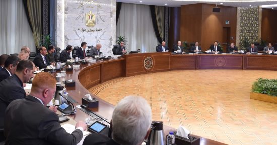 رئيس الوزراء: زيارة ميدانية قريباً إلى طابا ونويبع ورؤية متكاملة للتطوير  