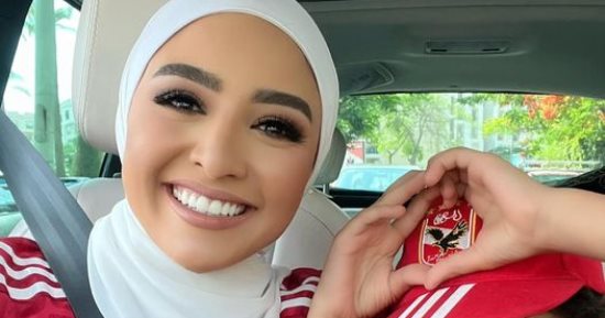 هلا رشدى توجه رسالة إلى أصدقائها ومحبيها بعد توقفها عن الغناء