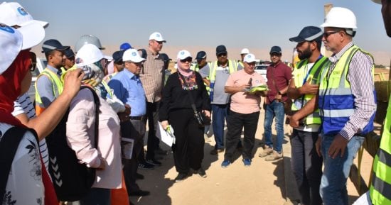 وفد من بنك التنمية الأفريقى يتابع مشروع الصرف الصحى المتكامل بقرى الأقصر