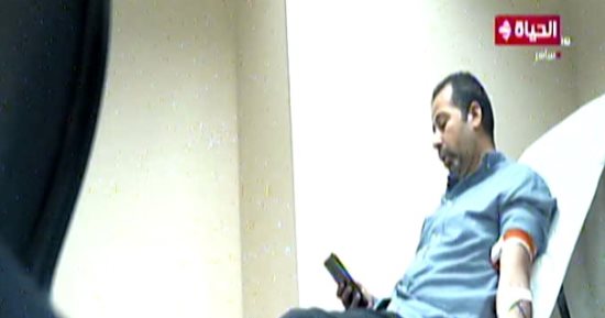 "الحياة اليوم" يعرض تقريرا عن مشاركة الشركة المتحدة فى حملة للتبرع بالدم