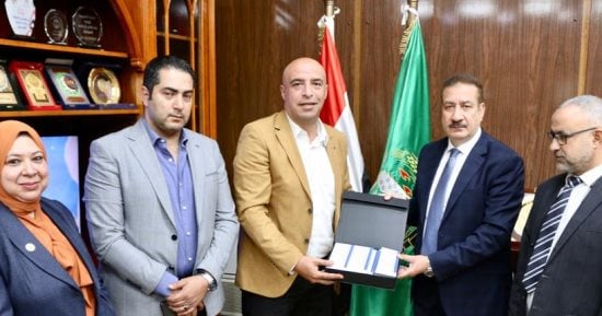 محافظ المنوفية: 700 بون مواد غذائية بقيمة إجمالية 150 ألف جنيه للأسر الأولى بالرعاية