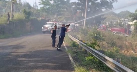 حرائق بورتوريكو بسبب الحر.. رفع حالة الطوارئ ومولدات تحسبا لانقطاع الكهرباء