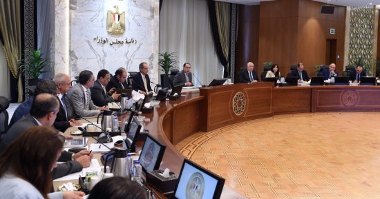 رئيس الوزراء يناقش مقترحات التعاون مع الهند فى إطار زيارة نظيره الهندى المرتقبة