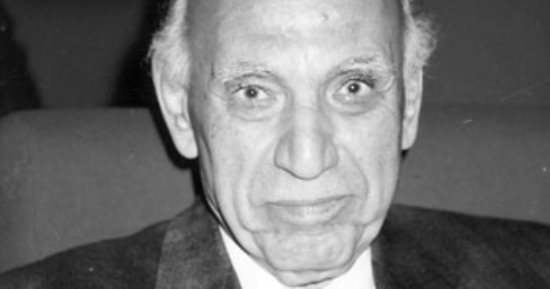 سعيد الشحات يكتب: ذات يوم.. 22 يونيو 1996.. وفاة صلاح أبوسيف مخرج «اللآلئ المضيئة» فى تاريخ السينما العربية الذى فسر الواقعية بأنها «الصدق مع النفس» 