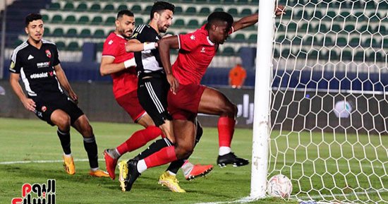 "فالانتين" يقود هجوم حرس الحدود أمام الأهلى في ليلة تسليم درع الدوري