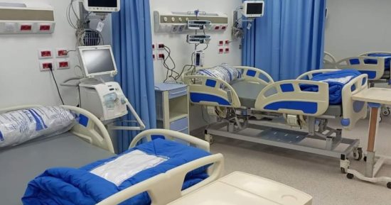 قبل افتتاحه بساعات.. محافظ بورسعيد يتفقد مجمع الشفاء الطبي بحي المناخ