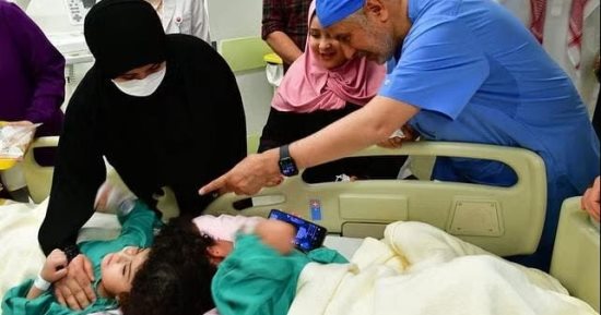 بعد تقرير تليفزيون اليوم السابع.. نجاح عملية فصل التوأم الملتصق سارة وسلمي فى السعودية