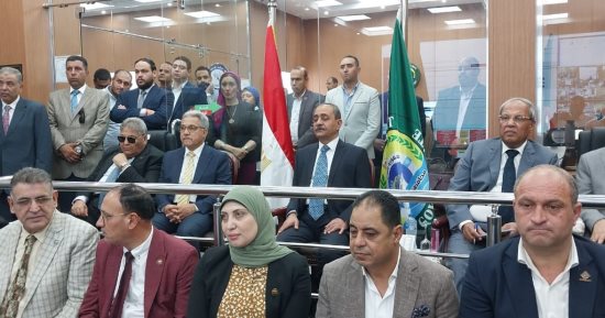 محافظ الإسماعيلية ووفد النواب يتفقدون الشبكة الوطنية الموحدة للطوارئ والسلامة