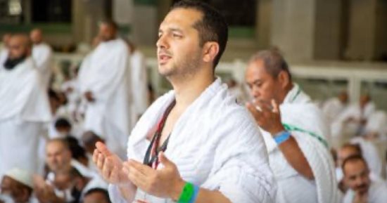 السديس يعلن نجاح خطة تفويج الحجاج لأداء صلاة الجمعة في الحرمين.. صور